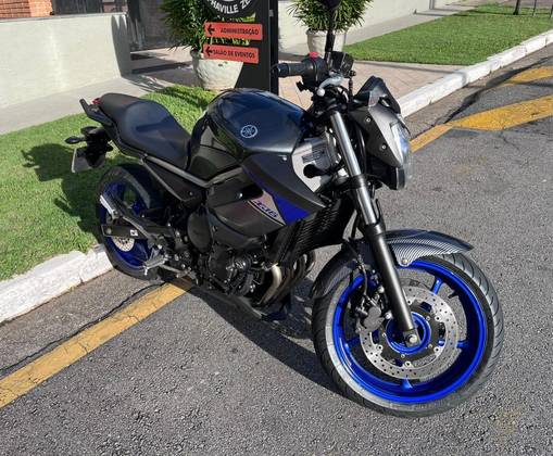 YAMAHA XJ6 N 